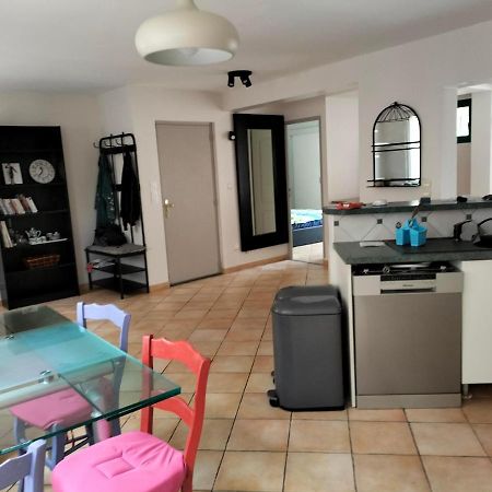 Appartement Au Centre Ville Avec Un Beau Jardin Prive ラニオン エクステリア 写真