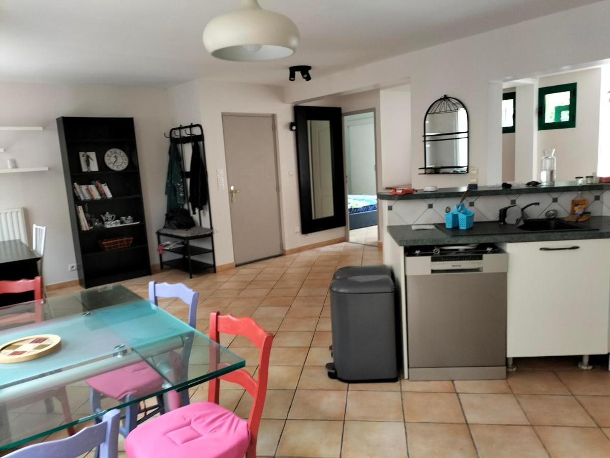 Appartement Au Centre Ville Avec Un Beau Jardin Prive ラニオン エクステリア 写真